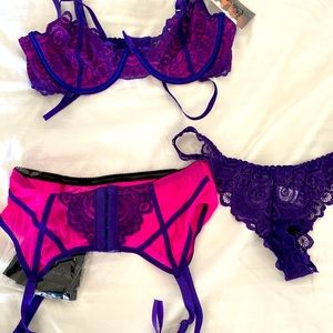 Women’s intimate bra, garter and underwear matching set. New with tags.